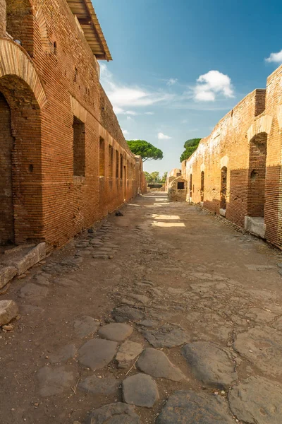 Caminho romano em Ostia Antica Itália — Fotografia de Stock