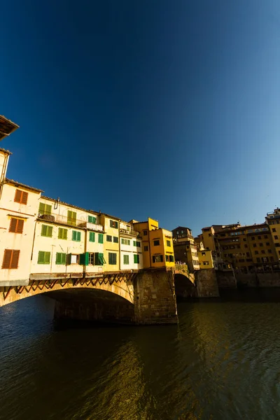 Veccio мосту Понте, вечірній світло, Флоренція — стокове фото