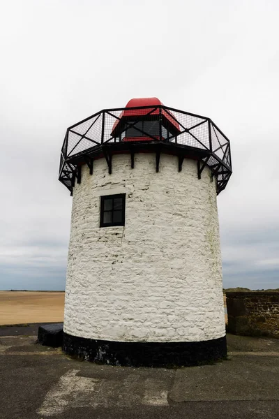 Latarnia morska w Burry Port — Zdjęcie stockowe