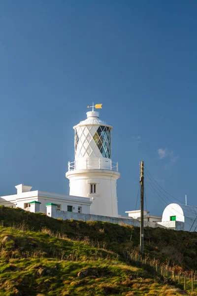 Strumble Head Leuchtturm an der Westküste von Wales. — Stockfoto