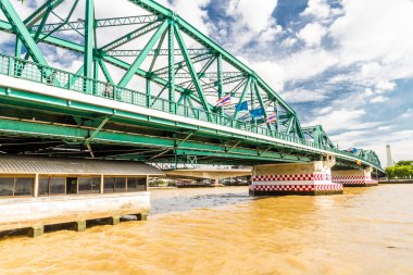 Kral Rama 1 Memorial Köprüsü