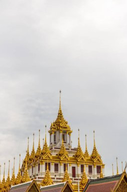 Budist tapınağı çatı.