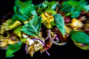 Efekt, salataya yakınlaştır