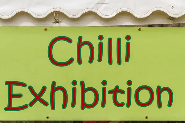 Schild für eine Chiliausstellung — Stockfoto