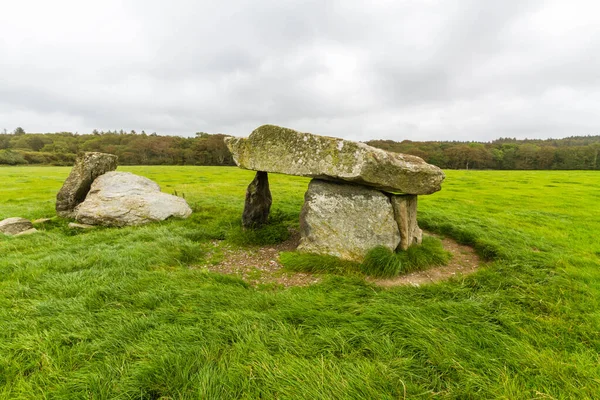 Stone Tumulus Presaddfed Sepoltura Camera Anglesey Galles Regno Unito Paesaggio — Foto Stock