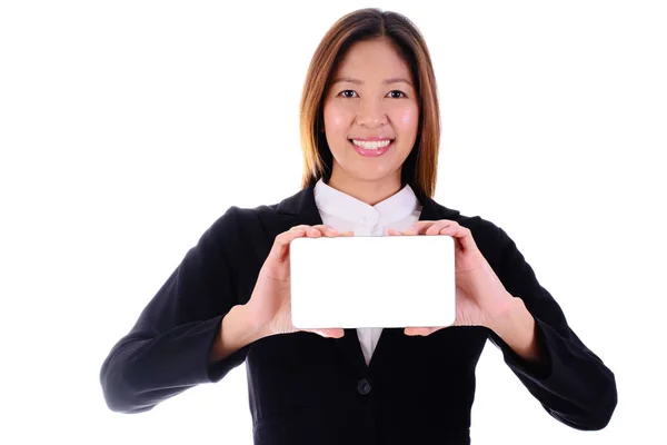 Gülümseyen ve beyaz arka plan üzerinde afiş tutarak mutlu Asya iş kadını. — Stok fotoğraf