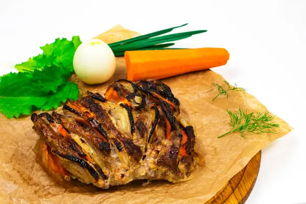 Horno de carne de cerdo al horno rebanada con verduras . —  Fotos de Stock