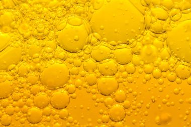 Altın kabarcık petrol