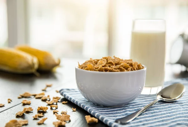 Healthy Corn Flakes Milk Breakfast Table — Stock Photo, Image