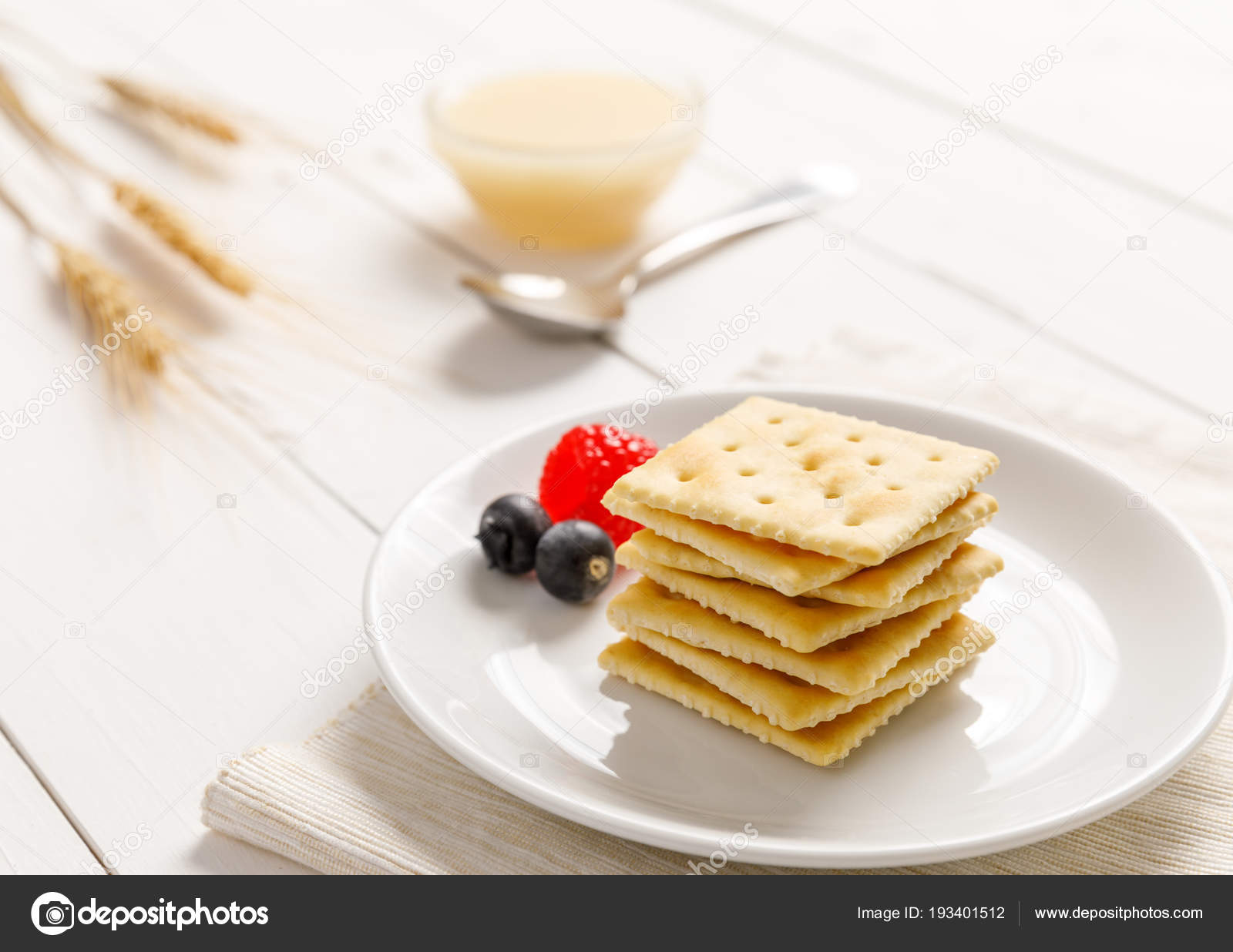 Crackers Condensed Milk Fruit Breakfast Stock Photo by ©Shutter_M 193401512