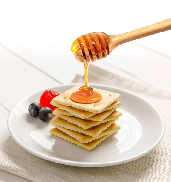 Crackers Honey Fruit Breakfast — Stock Photo, Image