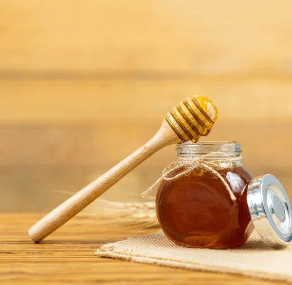 Honey Honey Comb Wooden Stick — Stock Photo, Image