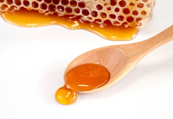 Honey Honey Comb Wooden Stick — Stock Photo, Image