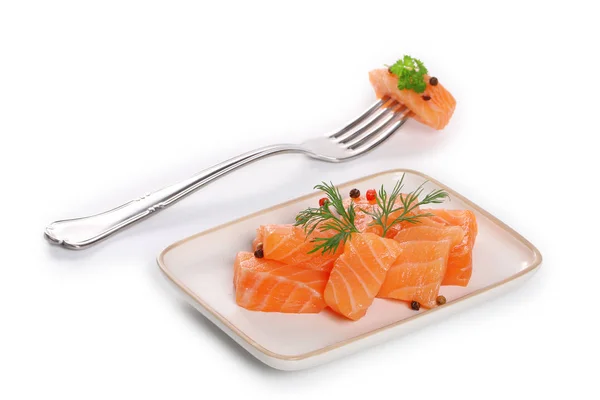 Rauwe Zalm Filet Witte Achtergrond Rauwe Vis Peper Aromatische Haar — Stockfoto