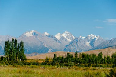 Tien Shan Dağları 'ndan Viev. Bishkek, Kırgızistan.