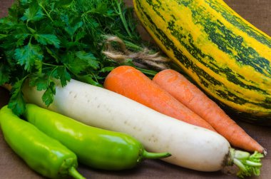 ham taze sebze ile kompozisyon.