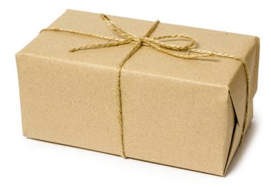 Kraft kağıt hediye kaydırılmasını sicim ile sarılmış