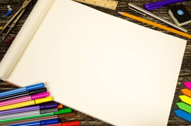 boşluk veya desen ofis veya okulda tarzı Etiketler için. Ahşap arka plan üzerinde