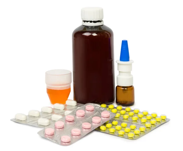 Set verschiedener Tabletten zur Behandlung oder Gewichtsabnahme. isoliert — Stockfoto