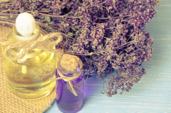 oil for aromatherapy homemade with dry flowers