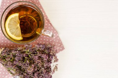 Çeşitli çay ahşap tablo