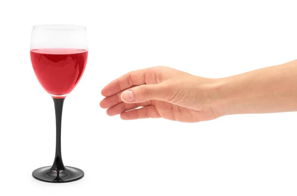 Frauenhand hält Rotwein im Glas. isoliert auf weißem Hintergrund — Stockfoto