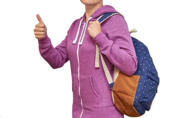 Kız onun omuzlarında bir sırt çantası ile. Beyaz arka plan üzerinde izole