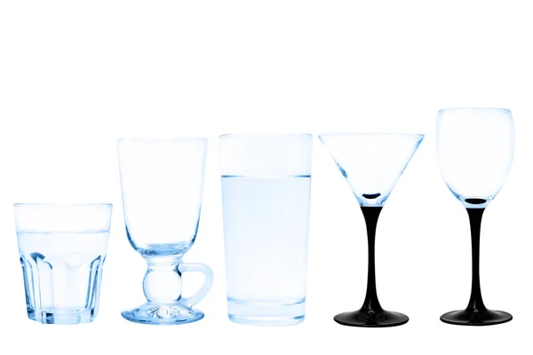 Transparentes Glas isoliert auf weißem Hintergrund — Stockfoto