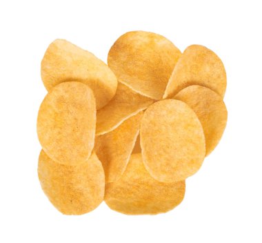 Beyaz arka plan üzerinde izole lezzetli patates cipsi