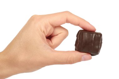 gurme çikolata beyaz arka plan üzerinde ev yapımı tatlılar, sağlıksız yiyecek izole elinde