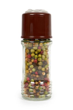 cam biber beyaz arka plan üzerinde sıcak ve baharatlı lezzet izole mill