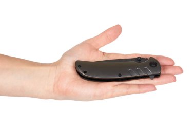 Metal çakı elinde keskin. Beyaz bir arka plan üzerinde izole. Soğuk silahı, kendini savunma aracı