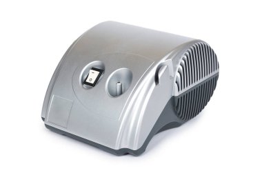 Nebulizatör cihazı aygıt, aile kullanım için solunum tedavisi. Beyaz arka plan üzerinde izole