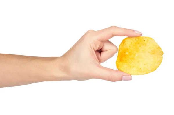 Goldener Kartoffelchip mit Hand, isoliert auf weißem Hintergrund — Stockfoto