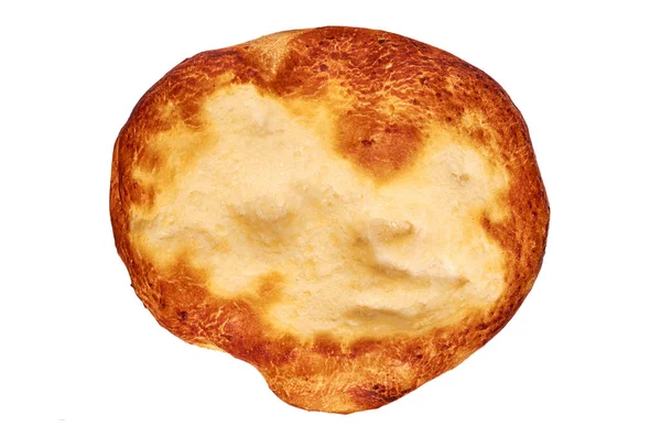 白い背景に分離された手作りパン ピタ — ストック写真