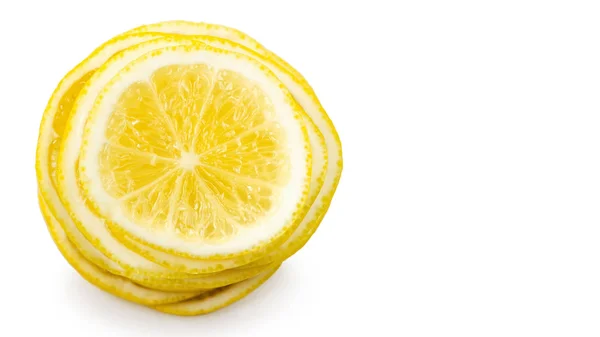 Tranches de citron mûres jaunes isolées, espace de copie, modèle — Photo