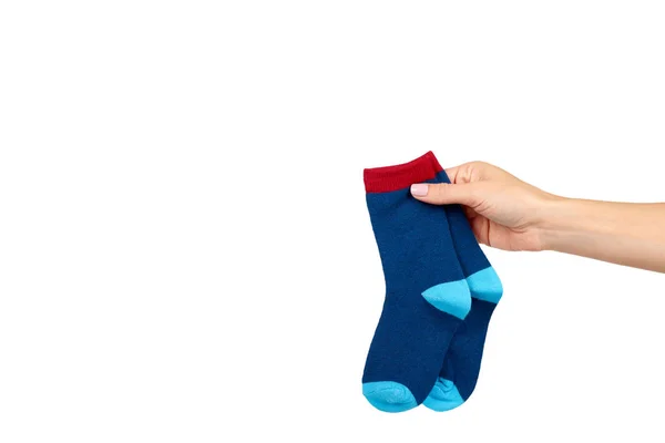 Синие хлопковые носки, детская одежда для ног. Милая детская одежда . — стоковое фото