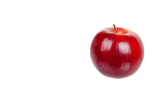 赤い熟れたリンゴ 健康的な果物 新鮮な健康的な軽食 白い背景に隔離されている コピースペース テンプレート — ストック写真