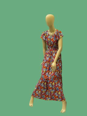 Kadın manken oturan