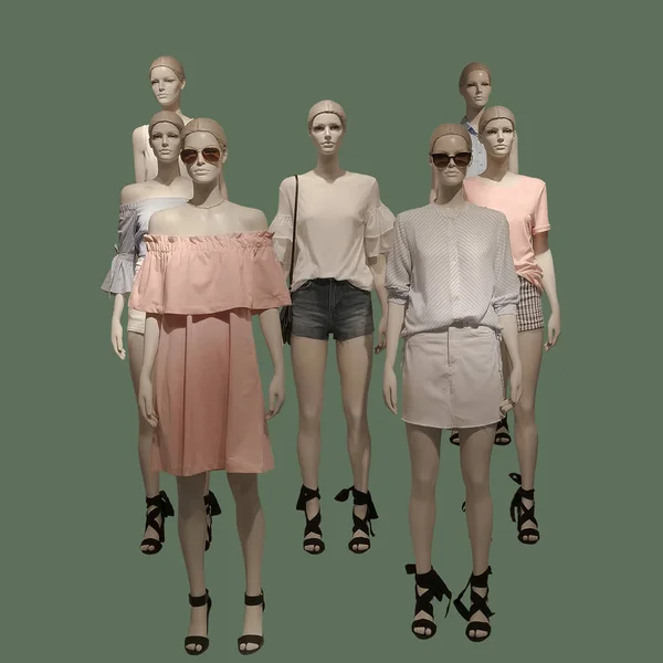 Group of female mannequins — Stock Photo, Image