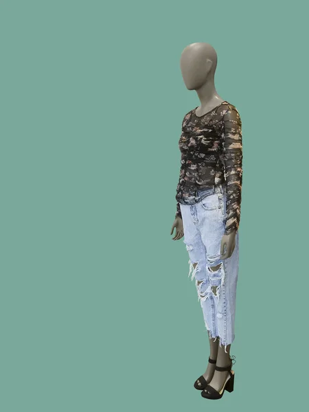 Full-length female mannequin. — Stock Photo, Image