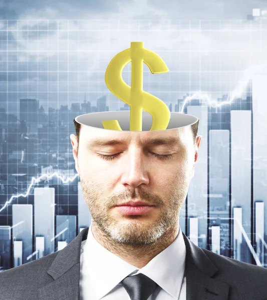 Retrato de hombre de negocios caucásico guapo con ojos cerrados y signo de dólar abstracto dentro de la cabeza en el fondo de la carta de negocios. Concepto financiero — Foto de Stock
