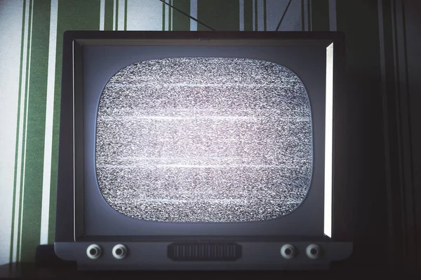 Veralteter Fernseher mit leerer Bildschirmfront — Stockfoto