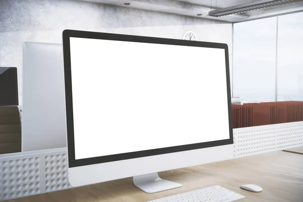 Designer-Desktop mit weißer PC-Seite — Stockfoto