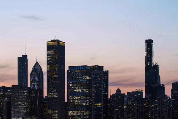 Skyline di Chicago di notte — Foto Stock