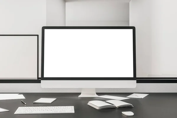 Design creativ desktop cu computer alb — Fotografie, imagine de stoc
