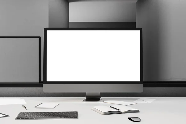 Escritorio de diseñador moderno con computadora blanca —  Fotos de Stock