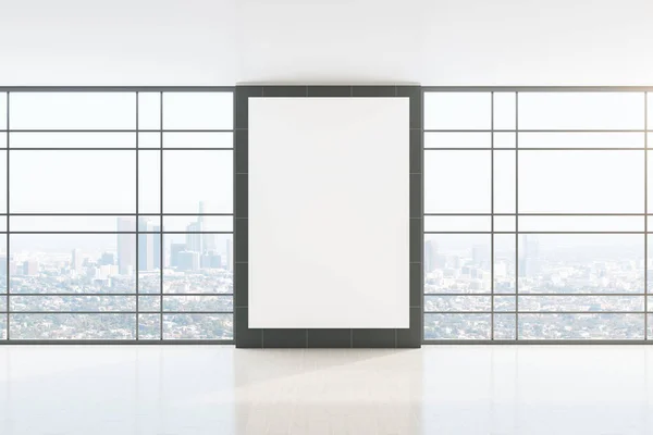 Interior Minimalista Con Pancarta Blanca Vacía Pared Vista Ciudad Concepto — Foto de Stock