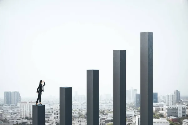 Mujer Negocios Pie Gráfico Stock Fondo Ciudad Moderna Concepto Éxito — Foto de Stock