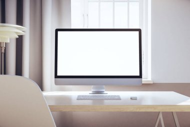 Modern tasarımcı ofisindeki boş beyaz bilgisayar ekranını kapat. İş yeri ve şirket konsepti. Modifiye et, 3B Hazırlama